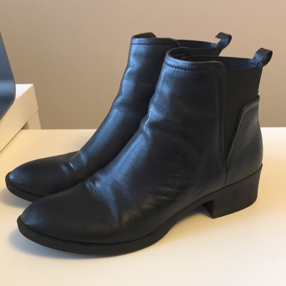 Kenneth Cole Chelsea Boots - Picture 2 of 6